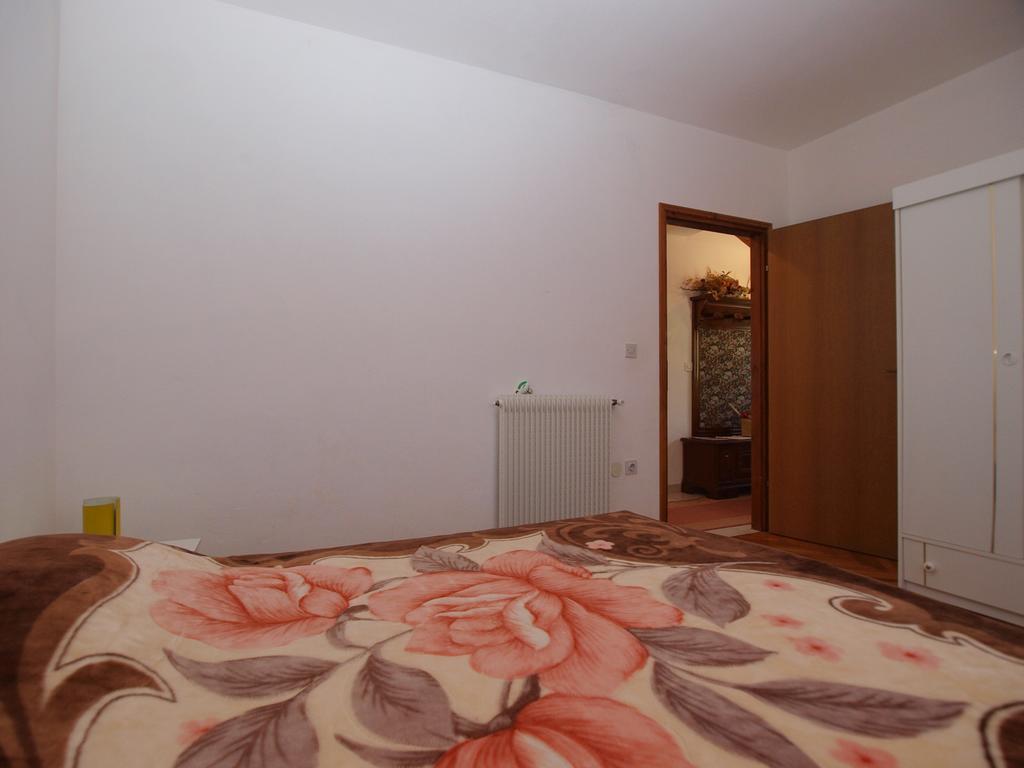 Apartment Luisa 1437 Peruski Bagian luar foto